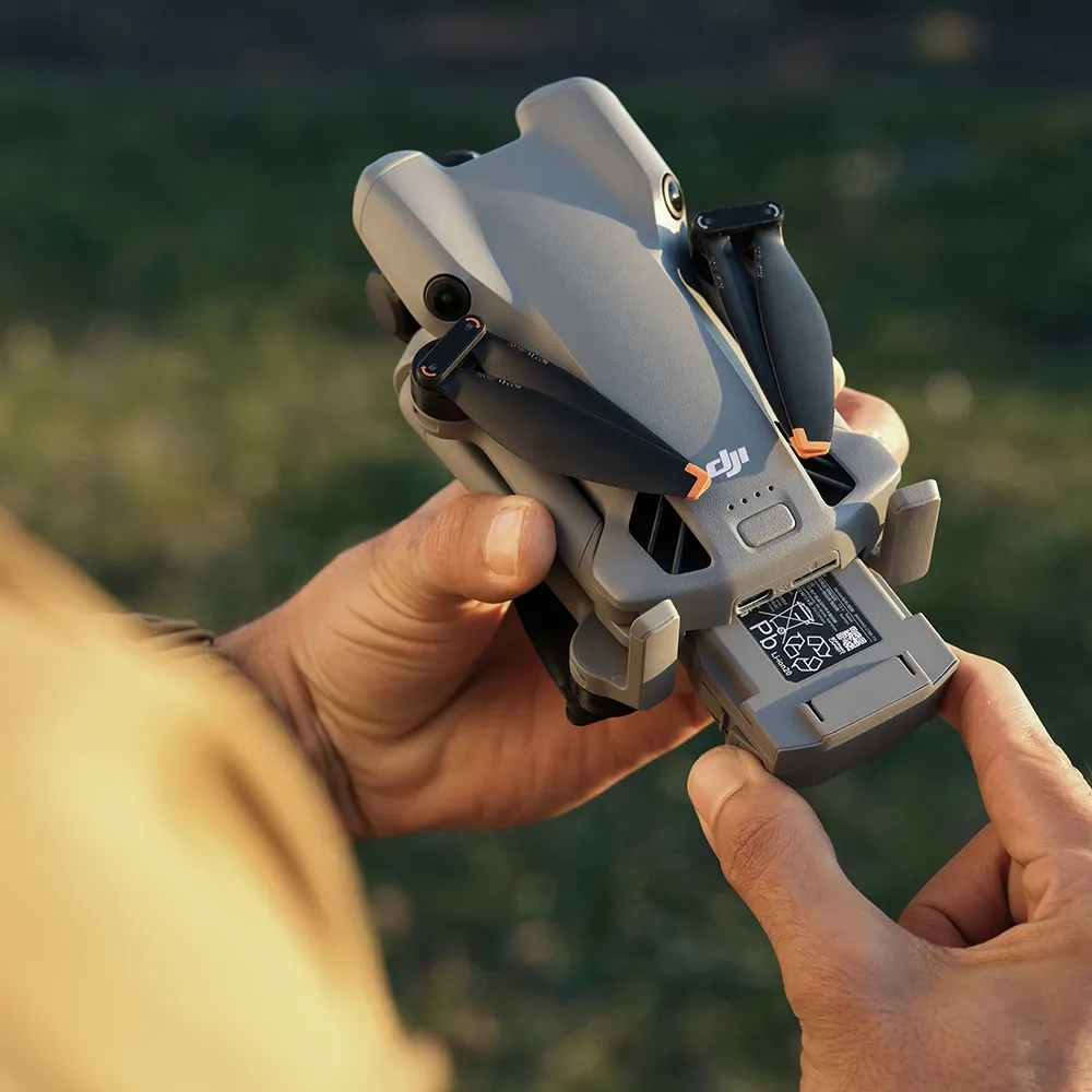 Bateria de voo inteligente DJI Mini 5 Pro BR - DJI1070 - Imagem 3